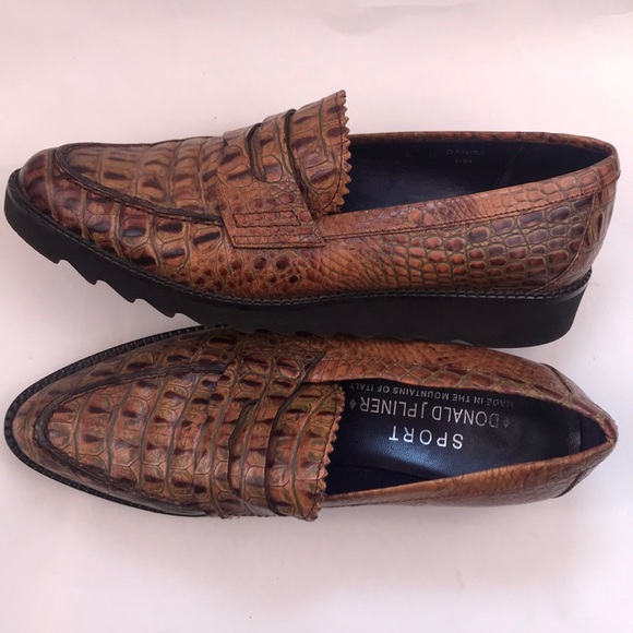 Donald J. Pliner leather loafers, size 6, EUC - Picture 5 of 10